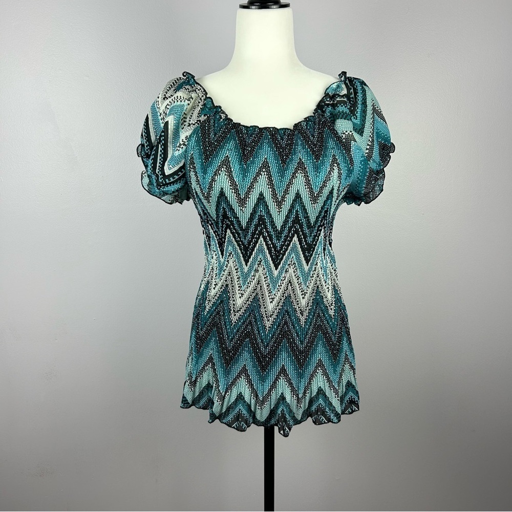 Reitmans Turquoise Zigzag Short Sleeves Top Size Large